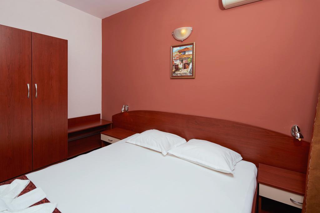 Guesthouse Kirov 라브다 외부 사진
