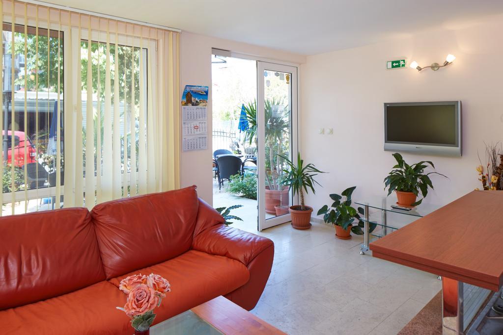 Guesthouse Kirov 라브다 외부 사진