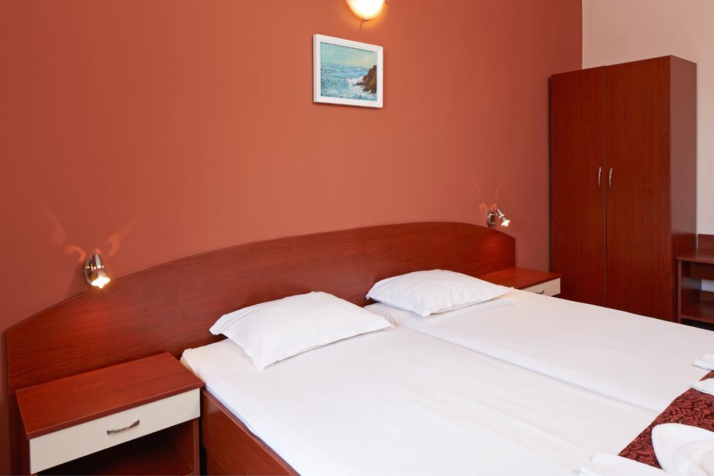 Guesthouse Kirov 라브다 외부 사진